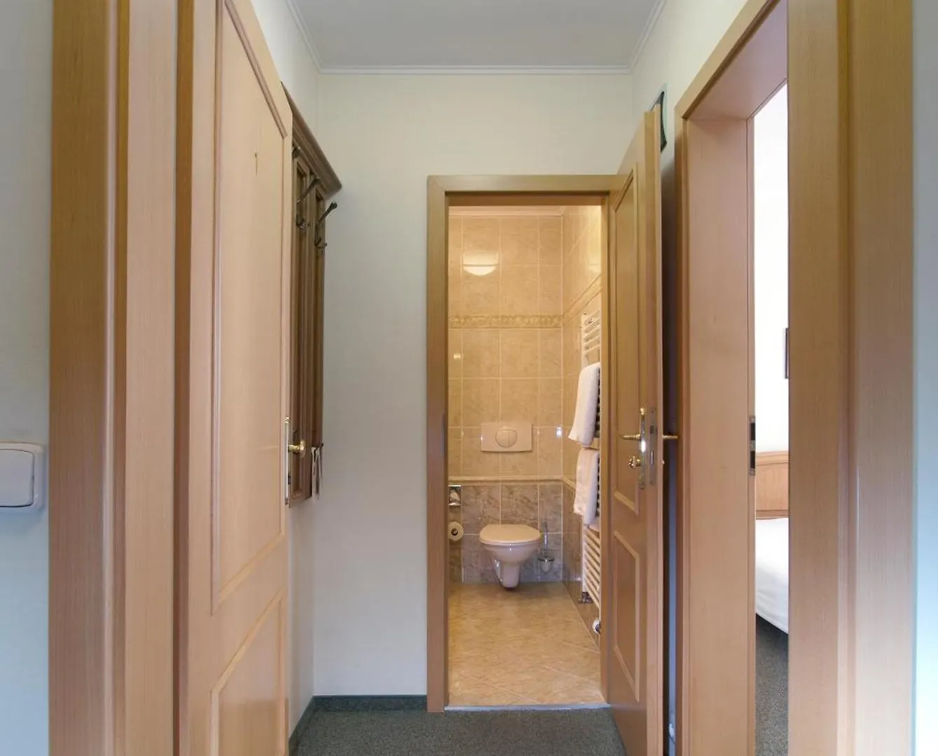 *** Konukevi Villa Rosa Karlovy Vary Çek Cumhuriyeti