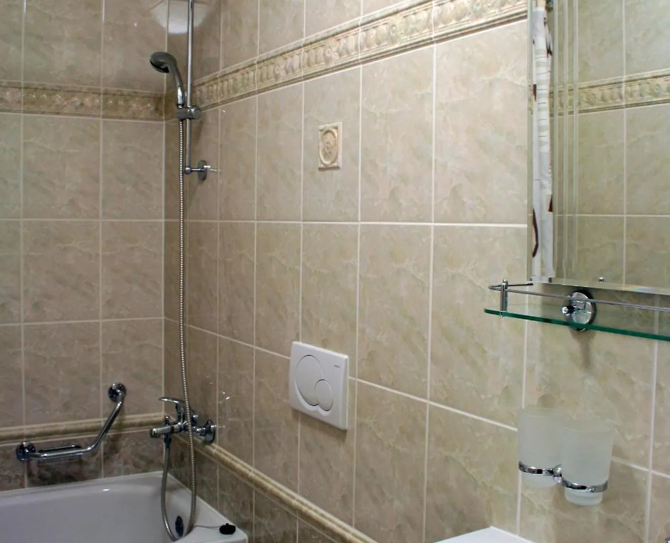 *** Konukevi Villa Rosa Karlovy Vary Çek Cumhuriyeti